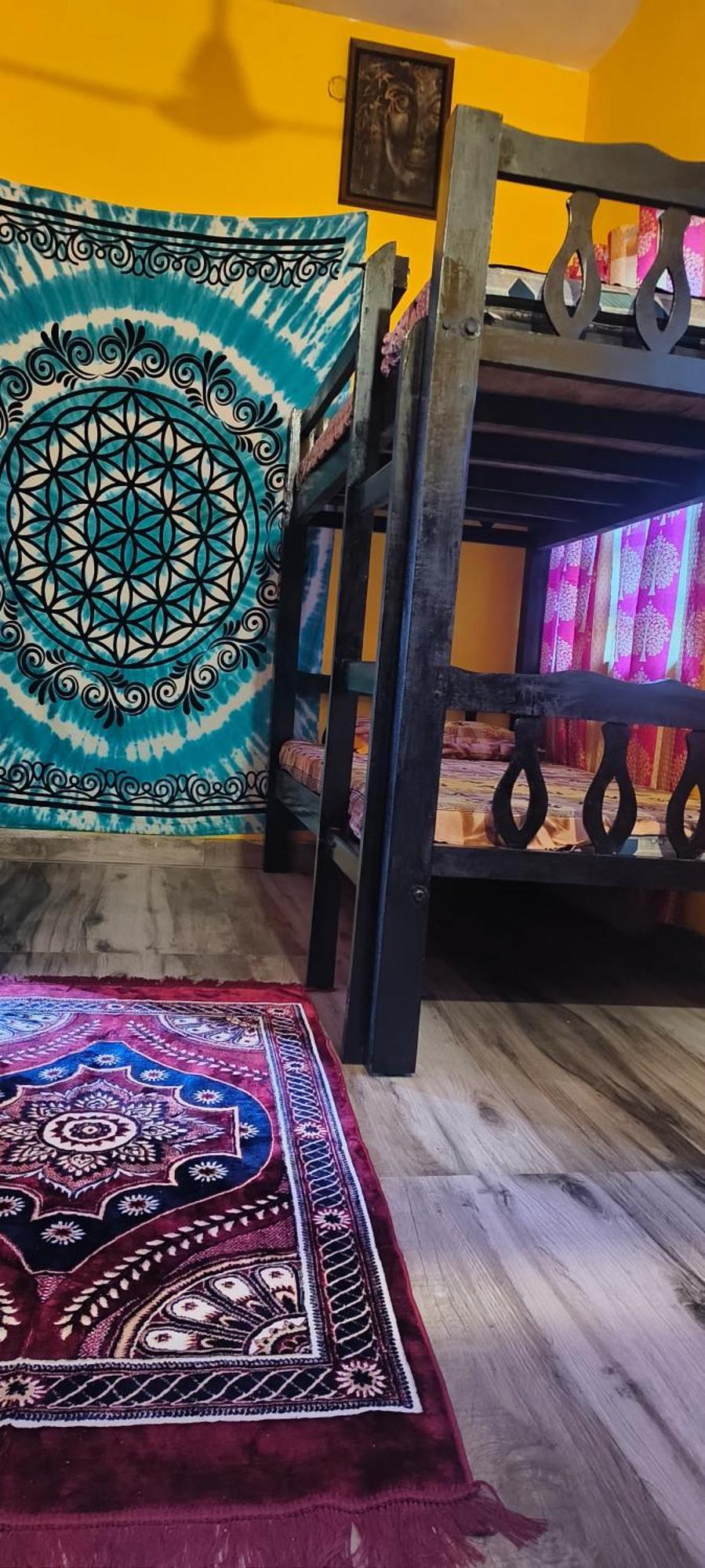 Peace And Homestay